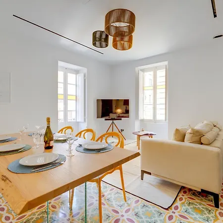 Apartamento Immerse In Luxury Valletta's Historic Heart