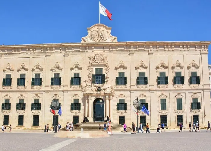 Immerse In Luxury Valletta's Historic Heart 아파트 *
