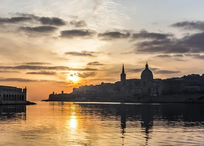 아파트 Immerse In Luxury Valletta's Historic Heart 발레타